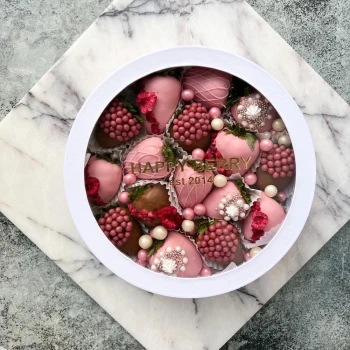 Chocolate covered strawberries Spring