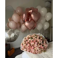 Bouquet of vanilla with roses